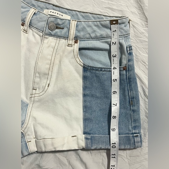 PacSun Women's Mom Short Blue and White Denim Shorts Size 24 - Picture 5 of 13